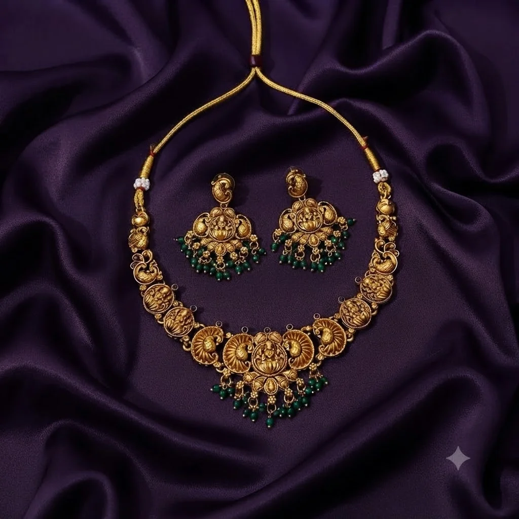 Nakshi Lakshmi Necklace With Emerald Beads - SNN00933